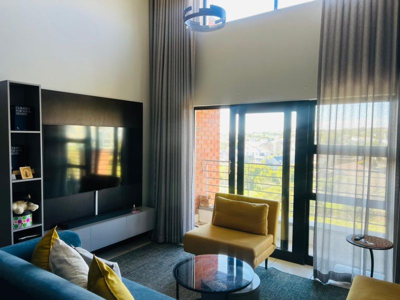 Modern 1 Bedroom Apartment for Sale | 52m2 | 3rd Floor Living with Stunning Views - Photo 1