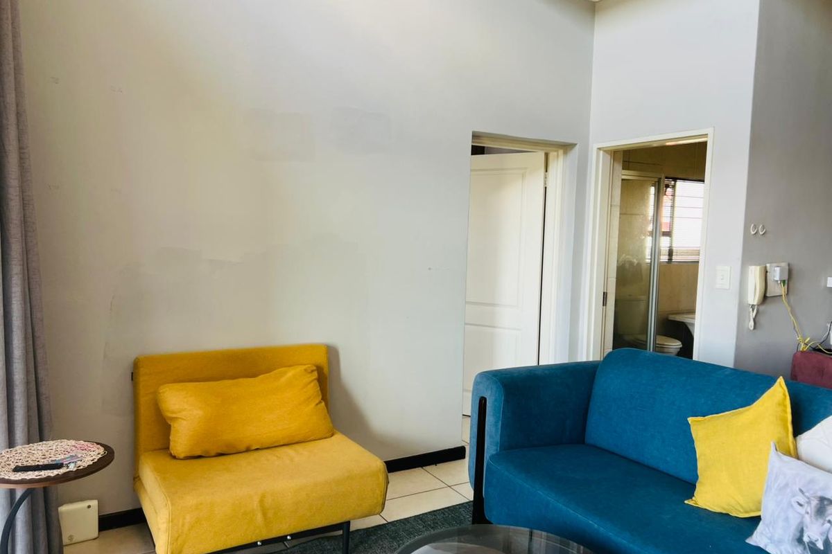 Modern 1 Bedroom Apartment for Sale | 52m2 | 3rd Floor Living with Stunning Views - Photo 4