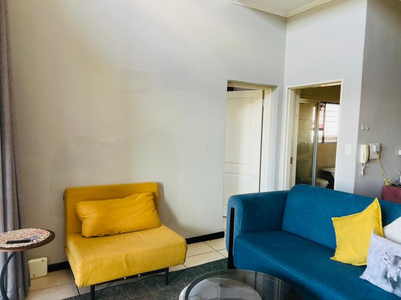 Modern 1 Bedroom Apartment for Sale | 52m2 | 3rd Floor Living with Stunning Views - Photo 4