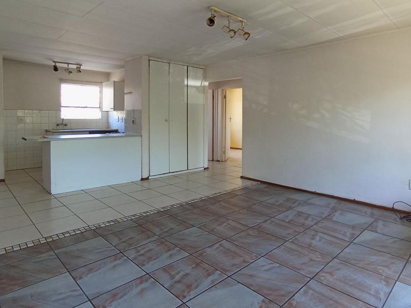1st floor 2bed 1 bath unit  - Photo 5