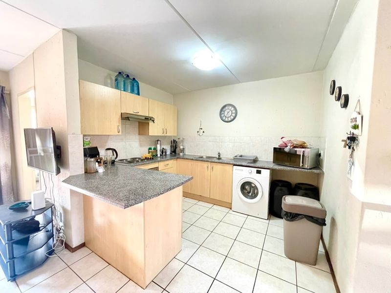 2 Bedroom 1 Bathroom Apartment for Sale  - Photo 7