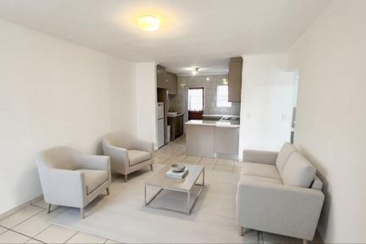 Exclusive Sole Mandate. Charming 2-Bed Home with Income-Generating Flatlet for sale - Photo 3
