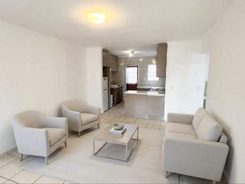 Exclusive Sole Mandate. Charming 2-Bed Home with Income-Generating Flatlet for sale - Photo 3