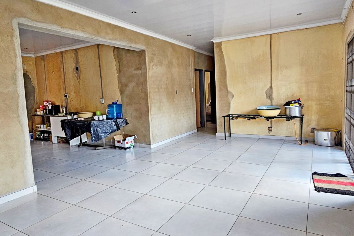 4 bedroom family house for sale in Birch Acres Proper - Photo 3
