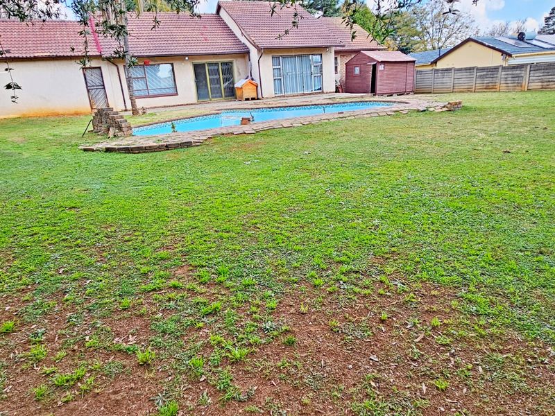 4 bedroom family house for sale in Birch Acres Proper - Photo 1