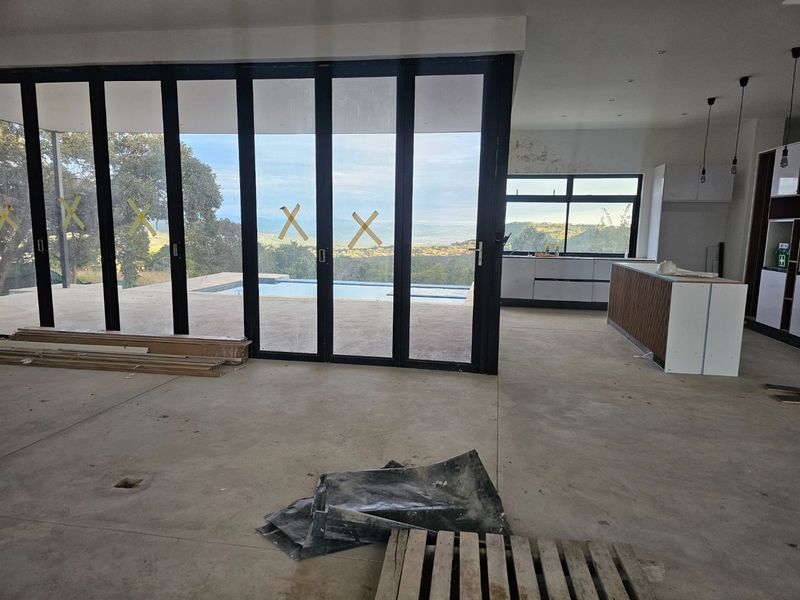 Large Family Home In the Heart of The Wild Fig Country Estate  - Photo 7