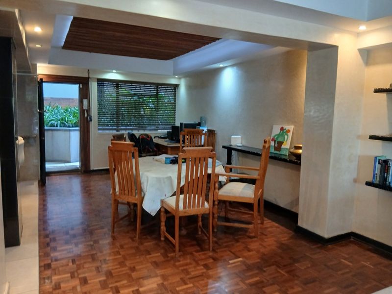 Cosy, stunning Fully Furnished-North Facing Private Garden Apartment in this sought out complex- Very Spacious 3x bed 2x bath -Jacuzzi-Gas Geyser- Corner Unit- Ready for Occupation Bring your luggage and family. - Photo 9