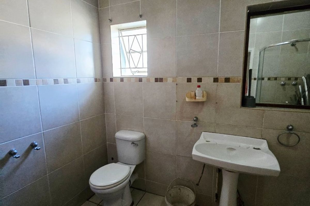 Freemanville Gem with Endless Potential! - Photo 5