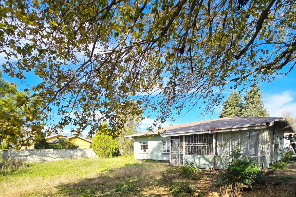 Freemanville Gem with Endless Potential! - Photo 2