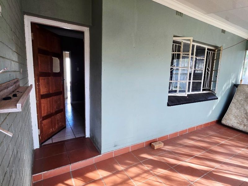 Freemanville Gem with Endless Potential! - Photo 8