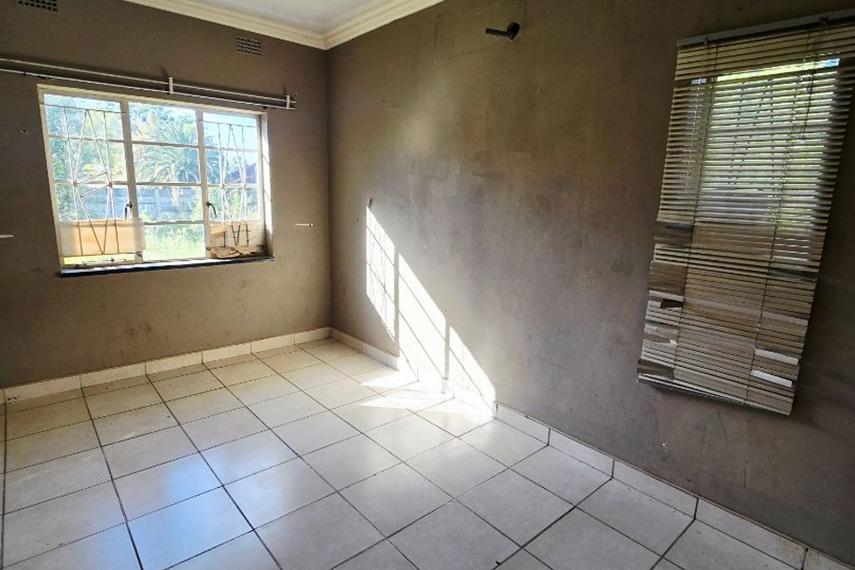 Freemanville Gem with Endless Potential! - Photo 3