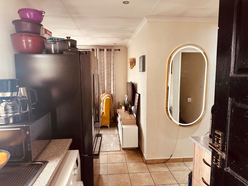 Lovely 3 Bedroom House For Sale.  - Photo 6