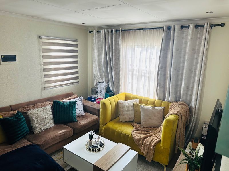 Lovely 3 Bedroom House For Sale.  - Photo 4