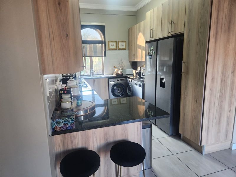 A magnificent and luxurious 4 bedroom home for sale - Ifafi - Photo 6