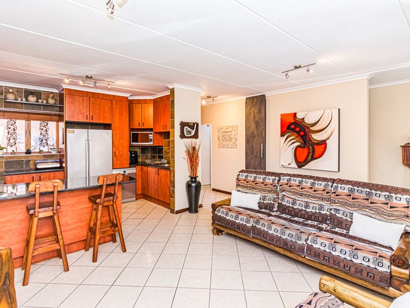 Life Style Of Choice - 2 Bed - 2 And A Half Bathroom Villa  - Photo 5