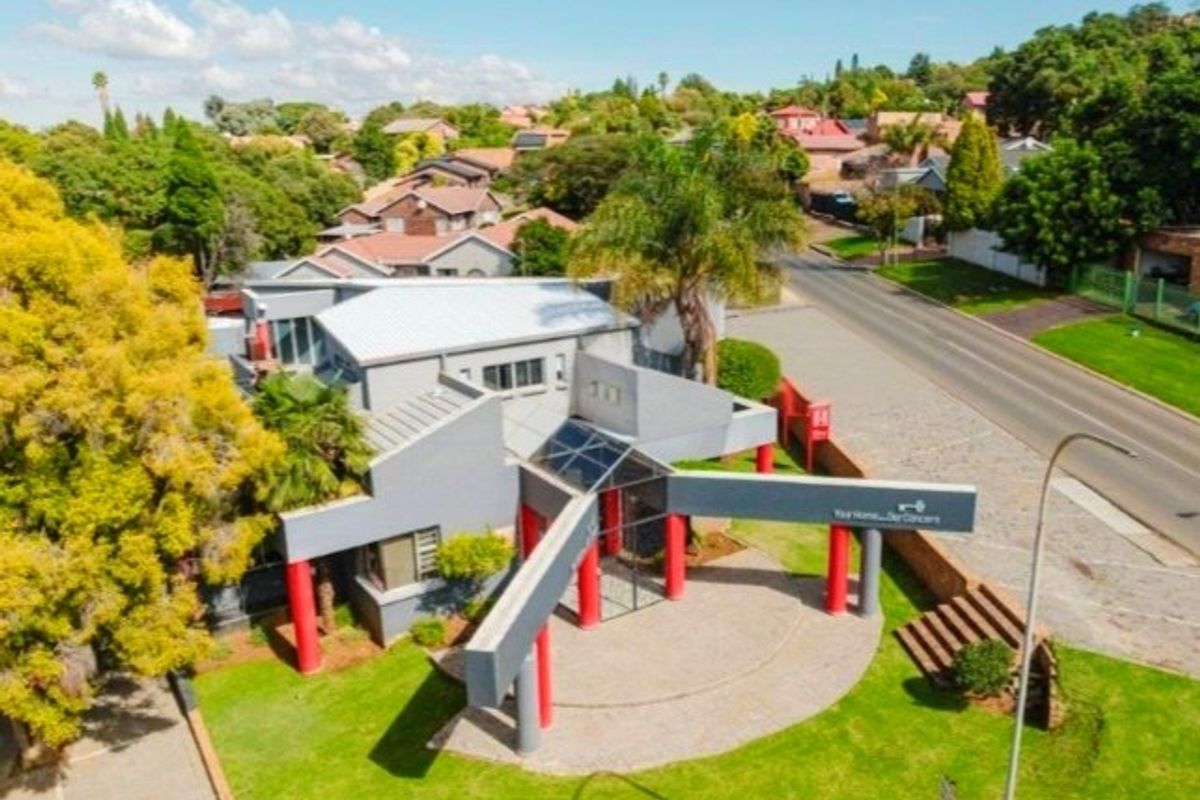 Prime Commercial Property – Glenvista - Photo 2
