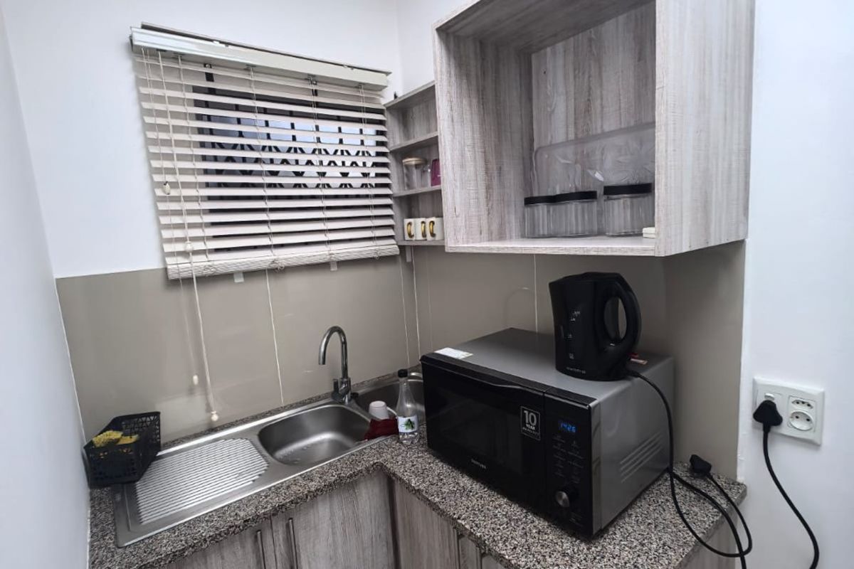 Commercial Property To Rent in Morningside, Durban - Photo 2