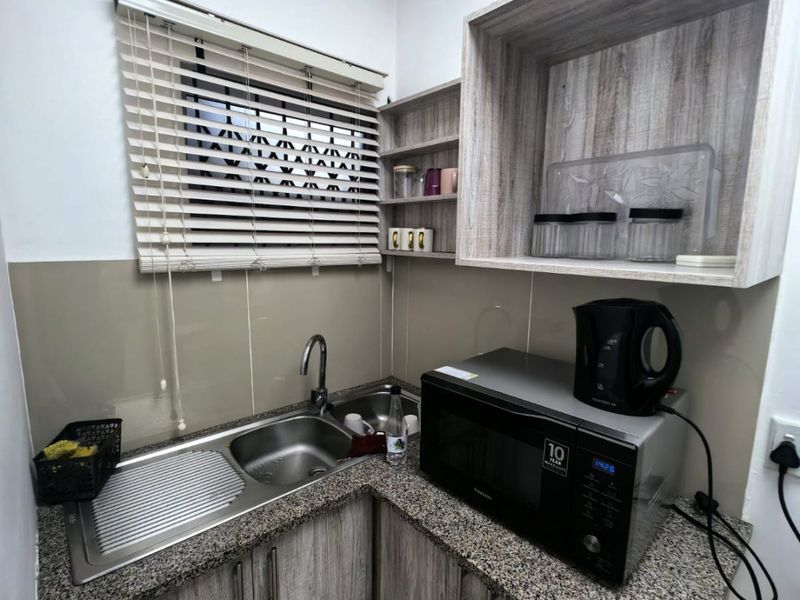 Commercial Property To Rent in Morningside, Durban - Photo 1