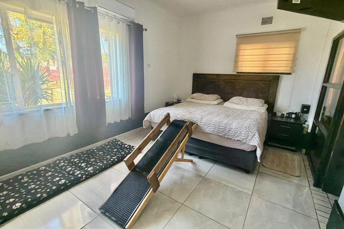 3 Bedroom House for sale in Stilfontein. - Photo 3