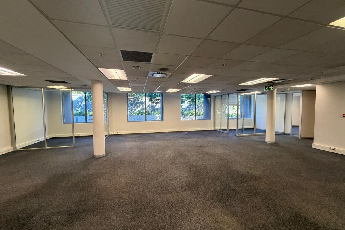 Prime V&A Waterfront Office Space Offering Convenience and Connectivity - Photo 2
