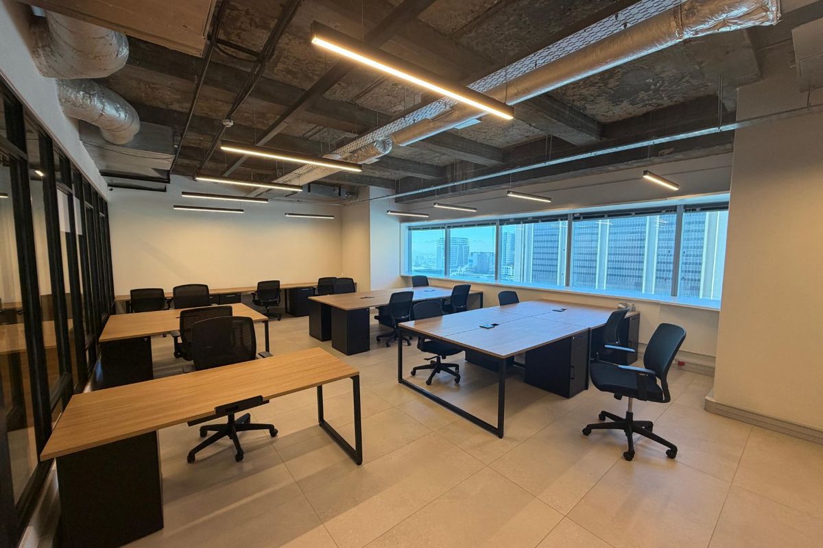 Premium 17th Floor Office Space at The Towers - Photo 4