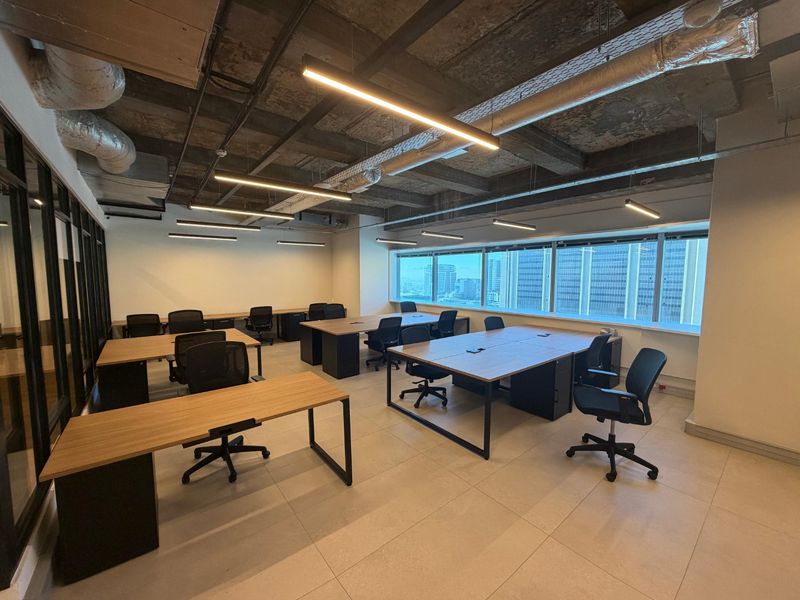 Premium 17th Floor Office Space at The Towers - Photo 4