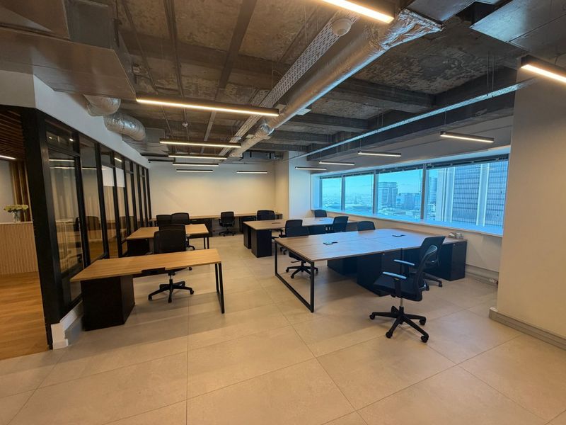 Premium 17th Floor Office Space at The Towers - Photo 7