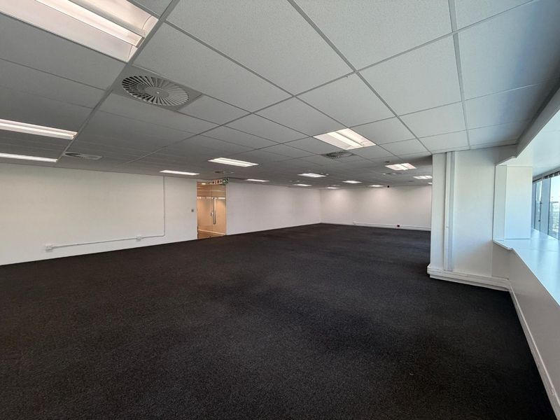Spacious Open-Plan Commercial Unit in Cape Town’s Foreshore Precinct - Photo 5