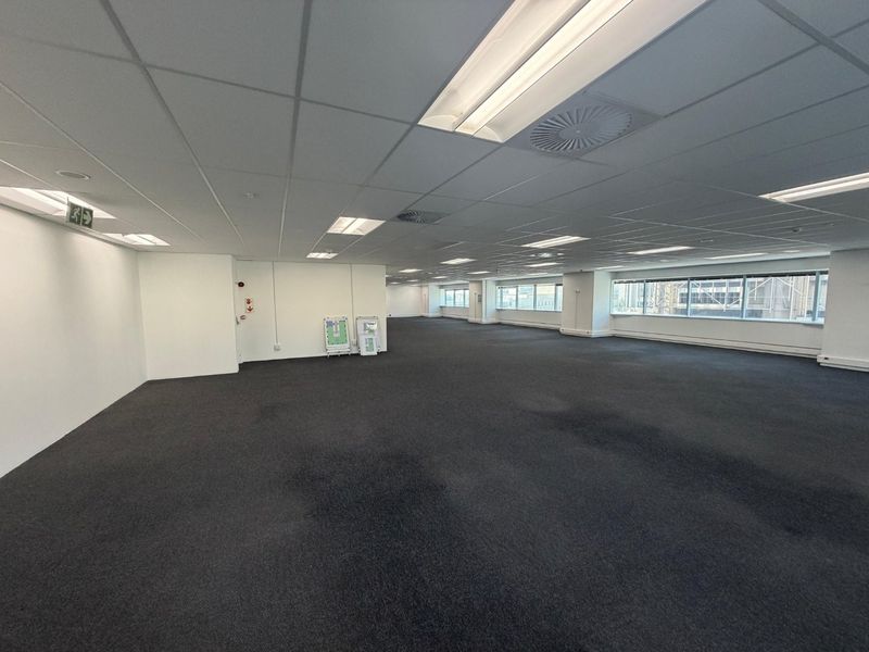 Spacious Open-Plan Commercial Unit in Cape Town’s Foreshore Precinct - Photo 6