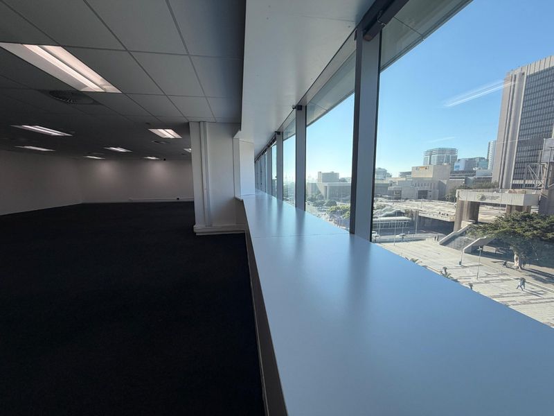 Spacious Open-Plan Commercial Unit in Cape Town’s Foreshore Precinct - Photo 7