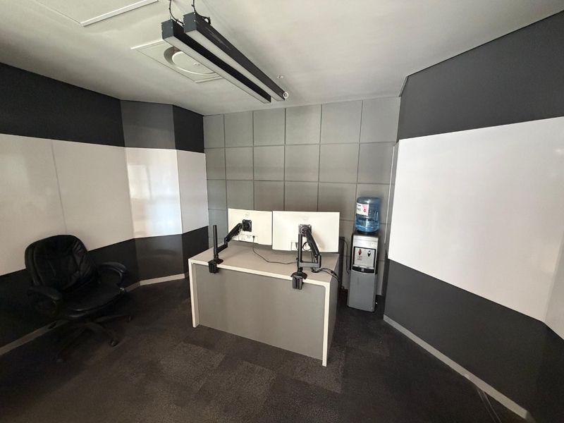 0 Bed Commercial in Gardens for Rent - Photo 5