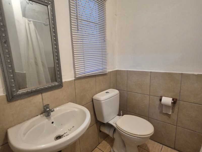 1 Bedroom unit to Let in Brighton Beach Bluff - Photo 7