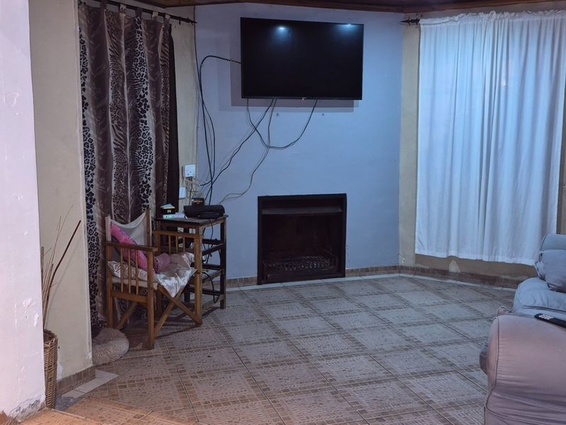 2 Bedroom home for sale in Tafelsig  - Photo 4
