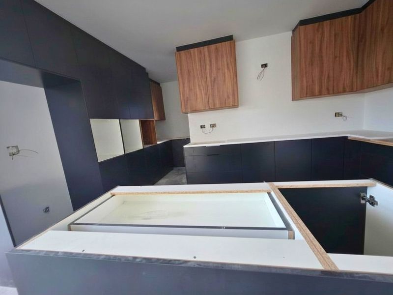 Brand New Build | 4 Bedrooms | Double Storey | Sandown Estate - Photo 3