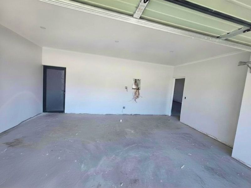 Brand New Build | 4 Bedrooms | Double Storey | Sandown Estate - Photo 7