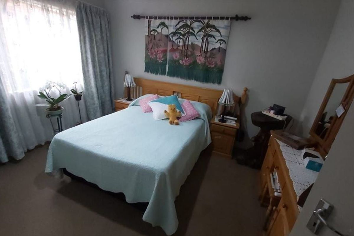 Cozy and Secure Starter Home - Photo 3