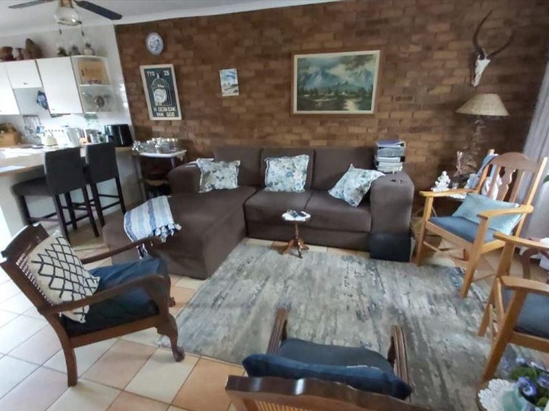 Cozy and Secure Starter Home - Photo 2