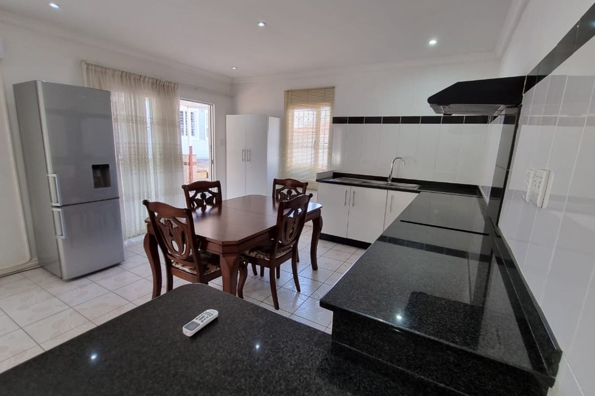 To let in Durban North, 2 bedroom apartment conveniently close to everything. - Photo 4