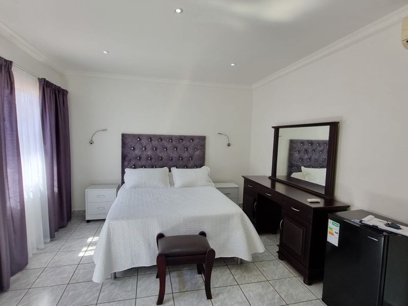 To let in Durban North, 2 bedroom apartment conveniently close to everything. - Photo 9