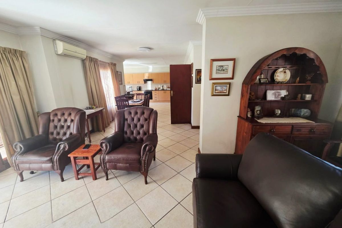 Spacious Montana family home with 3 beds and 2 baths - Photo 4