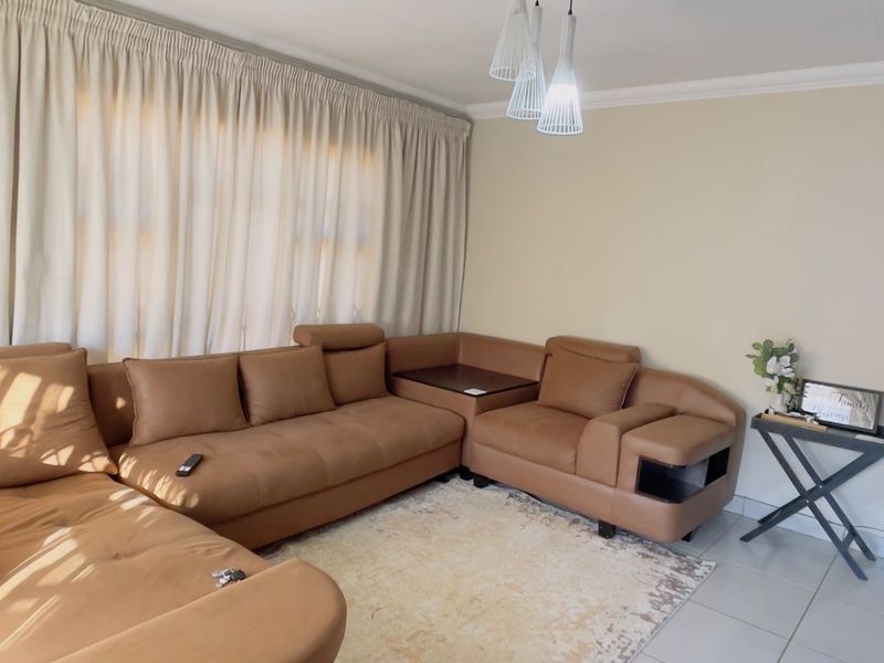 This Beautiful two bedroom house in block xx for sale at a very affordable price  - Photo 1