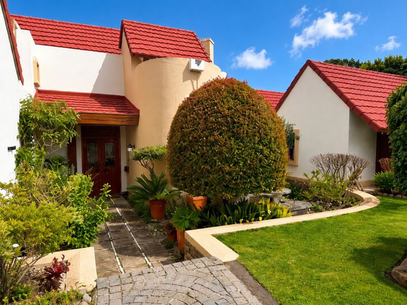 Four Plus Spectacular Estate Living - Photo 2