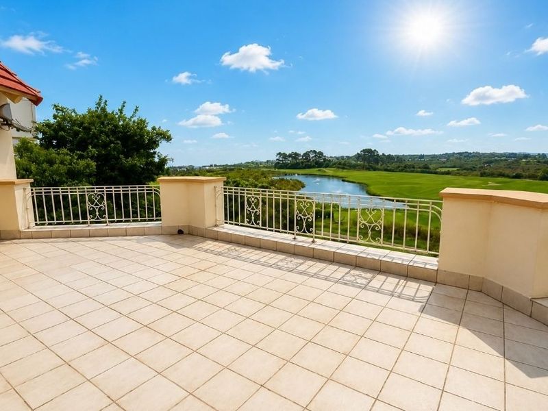 Four Plus Spectacular Estate Living - Photo 5