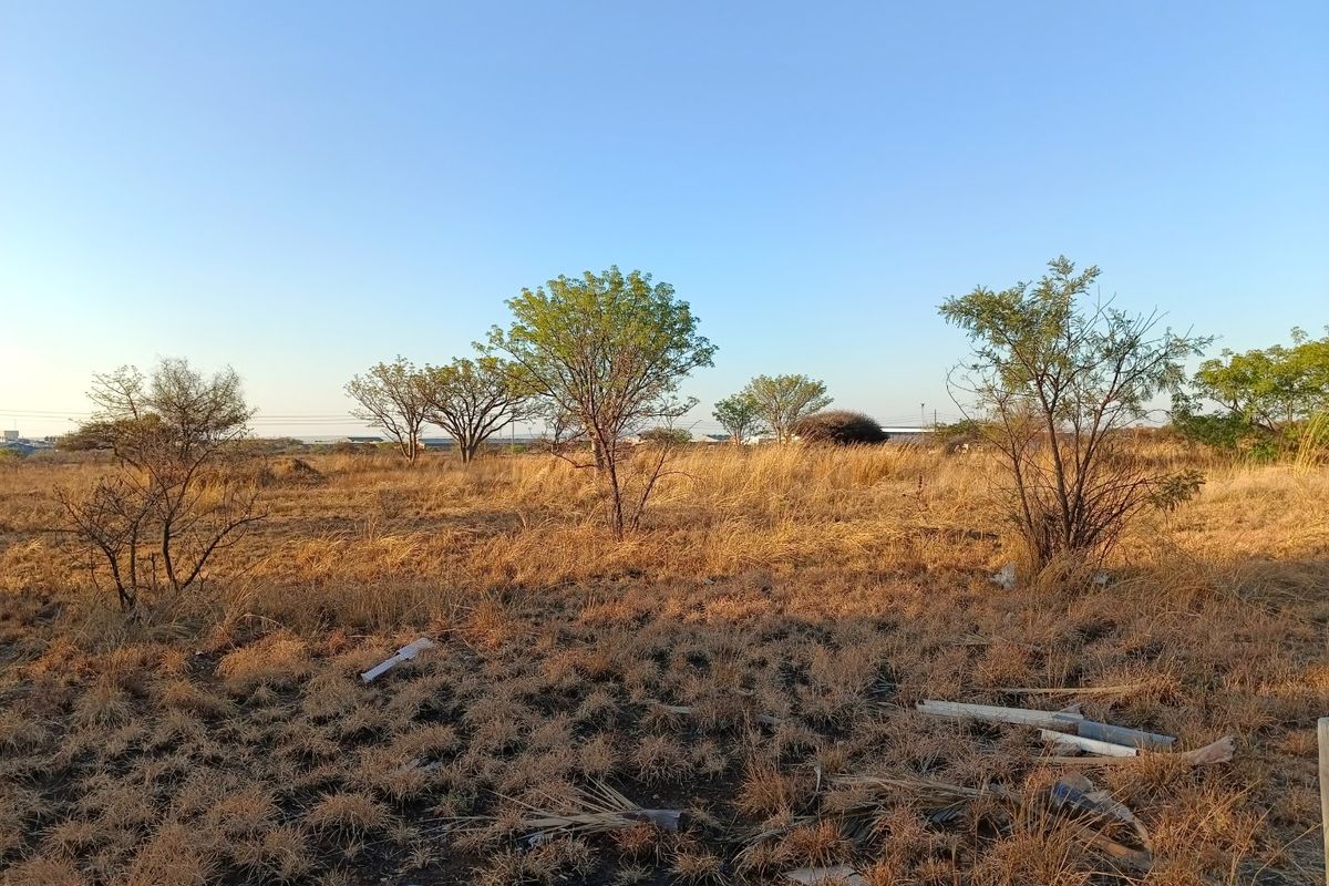 Investor & Developer Opportunity – 16 706 sqm Development Land in Bendor Ext 126 - Photo 4
