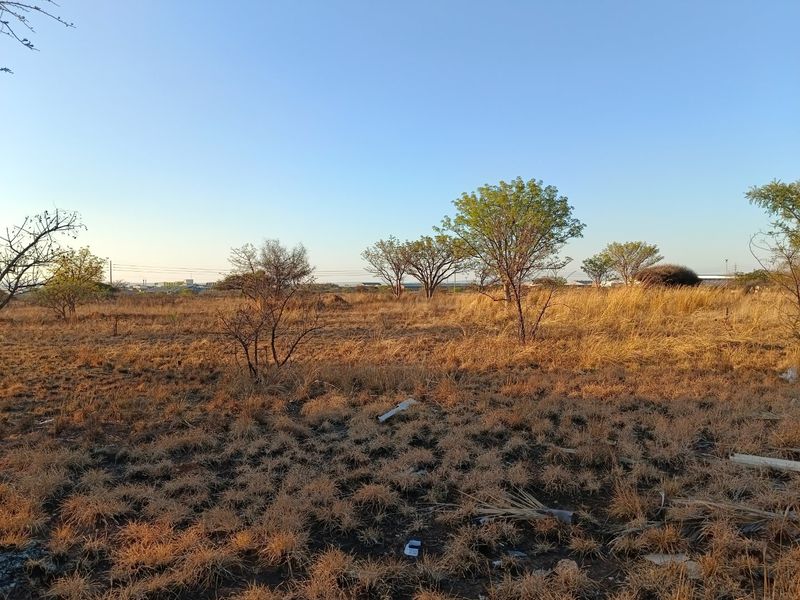 Investor & Developer Opportunity – 16 706 sqm Development Land in Bendor Ext 126 - Photo 3