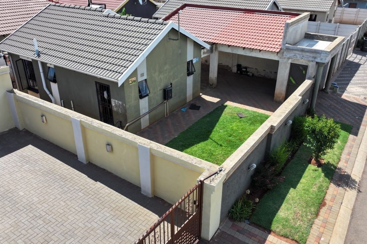 A 2BEDROOM HOUSE SALE AT SKY CITY ALBERTON  - Photo 2