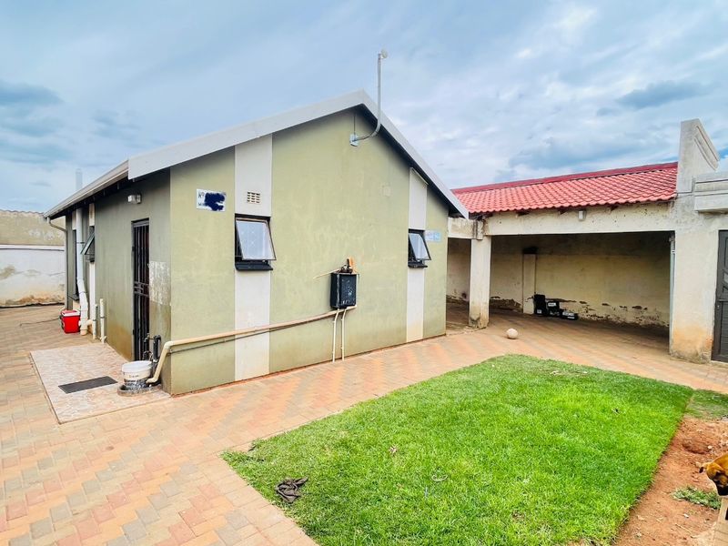 A 2BEDROOM HOUSE SALE AT SKY CITY ALBERTON  - Photo 4