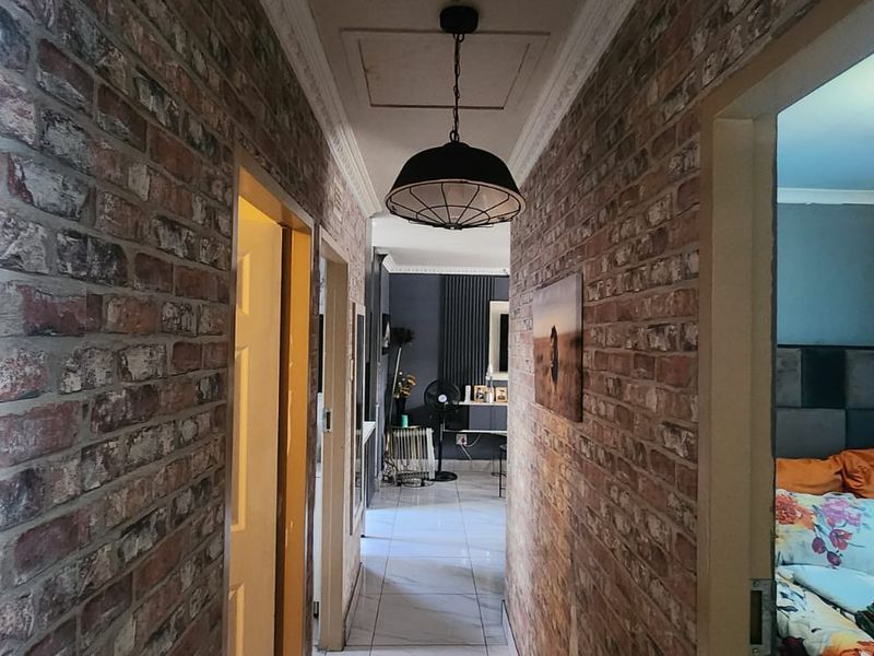 Specious 3-bedroom house for sale in Sky City - Photo 7