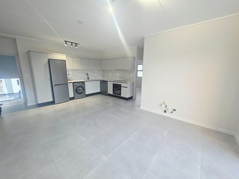 Modern 2-Bedroom Apartment - Photo 10