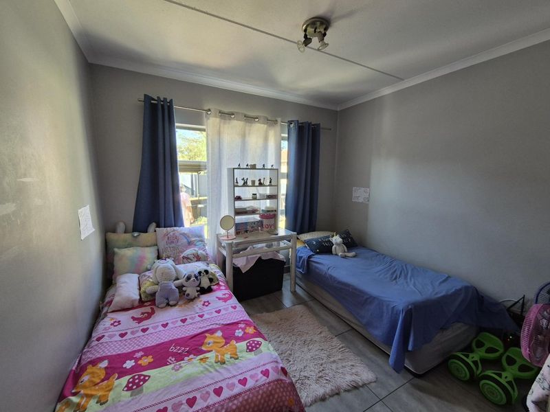 Immaculate 3 Bedroom Townhouse for Sale in Greenstone - Photo 8